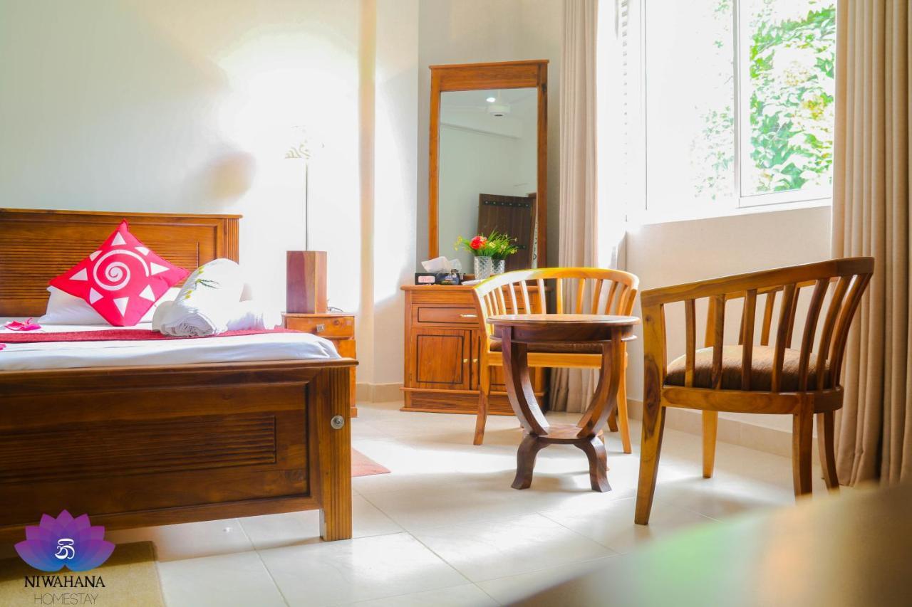 Nivahana Homestay Kandy Ngoại thất bức ảnh
