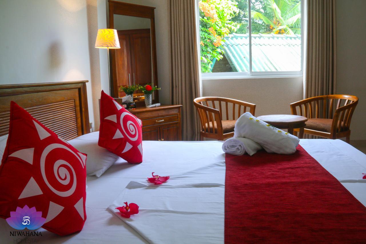 Nivahana Homestay Kandy Ngoại thất bức ảnh