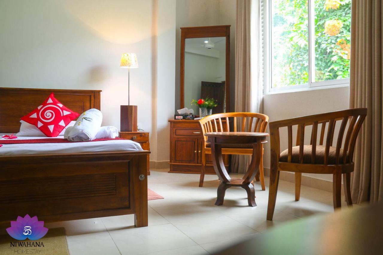 Nivahana Homestay Kandy Ngoại thất bức ảnh