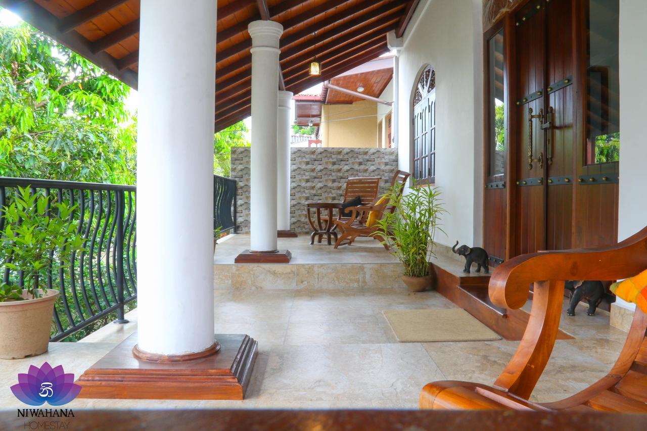 Nivahana Homestay Kandy Ngoại thất bức ảnh