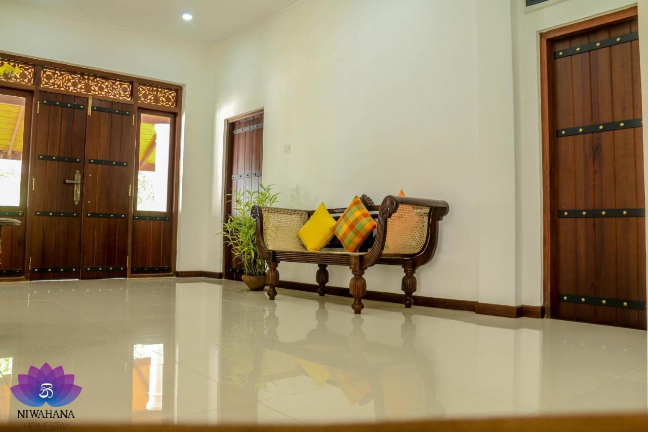 Nivahana Homestay Kandy Ngoại thất bức ảnh