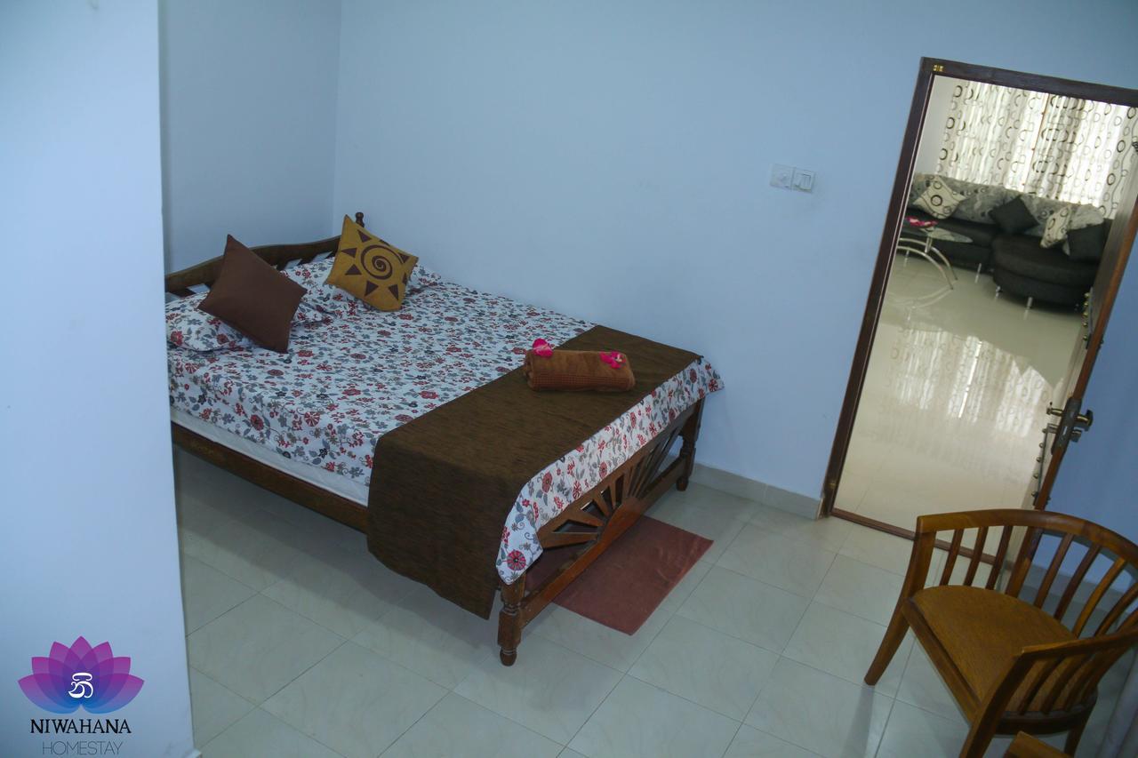 Nivahana Homestay Kandy Ngoại thất bức ảnh