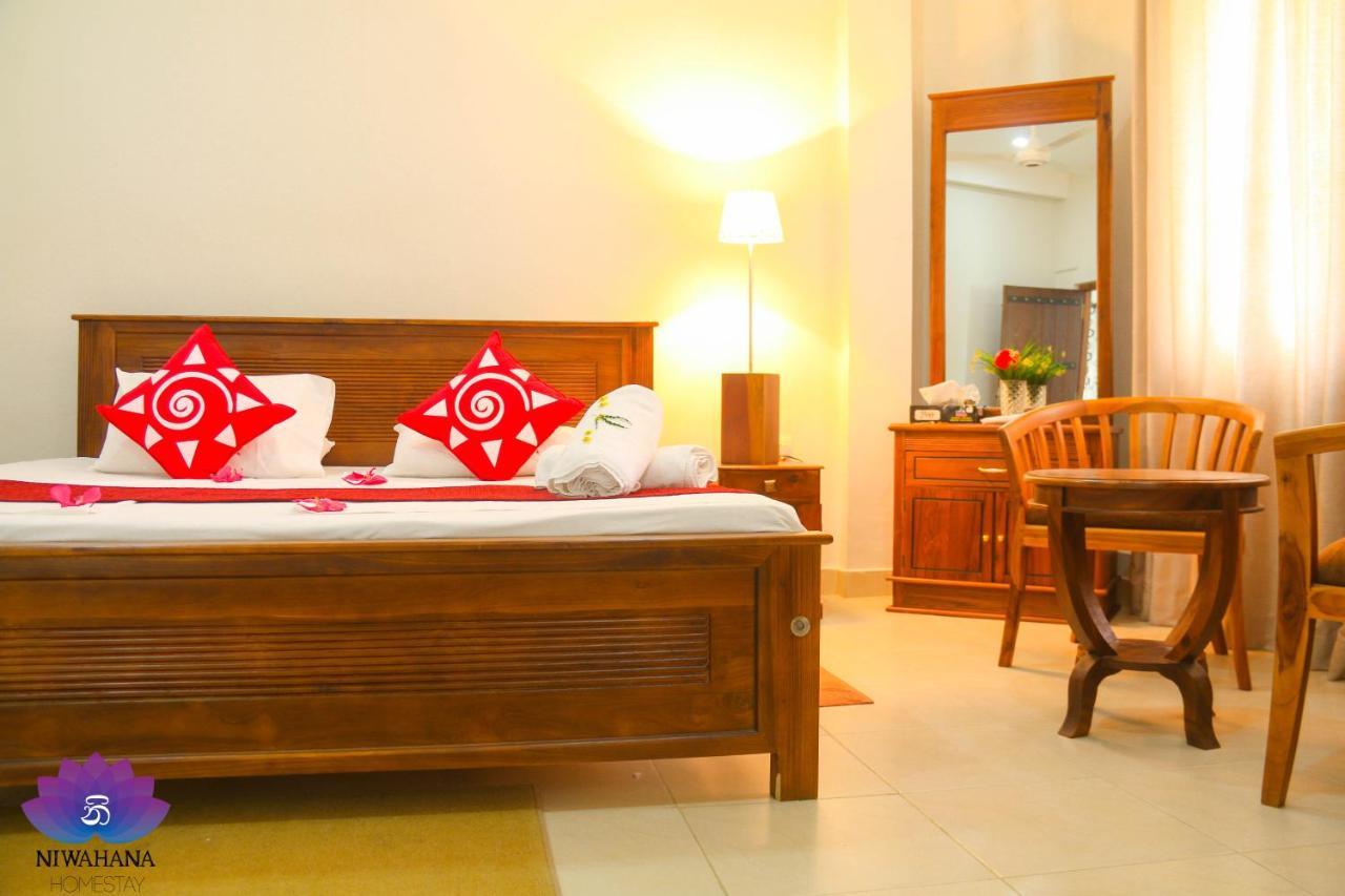 Nivahana Homestay Kandy Ngoại thất bức ảnh